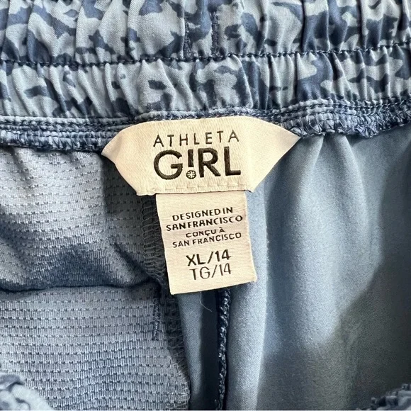 Athleta Girl All Play 3" Short in Blue, Size XL (14) - Picture 8 of 9